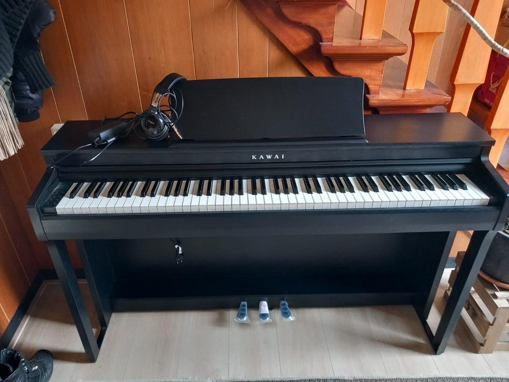 Kawai CN-201B digitale piano+koptelefoon, Nieuw! +heeft, Ophalen, Nieuw, Zwart