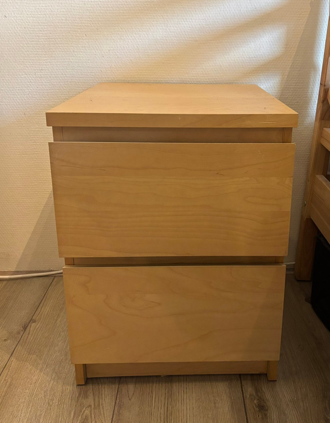IKEA Storlinka nachtkastje houtkleurig, Ophalen, Zo goed als nieuw
