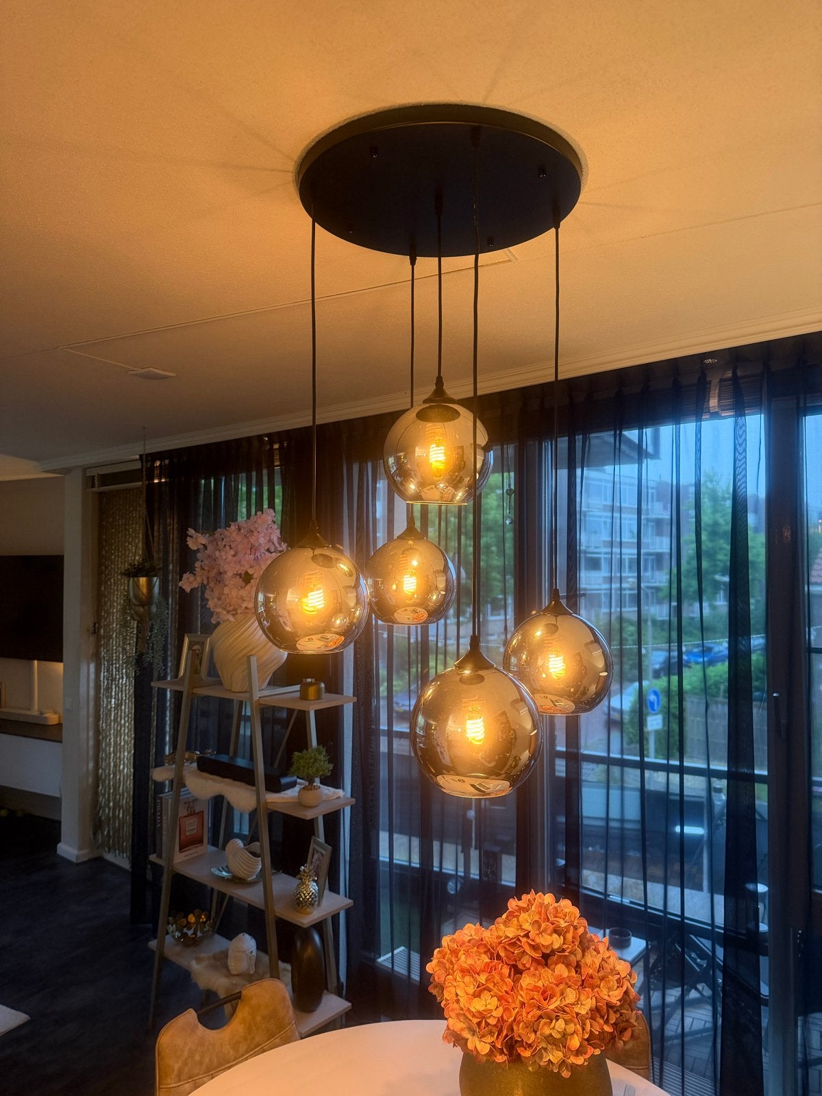 Hanglamp met 5 rookglas bollen - Ø20cm bollen, Ø50cm plafond, Ophalen, E27 (groot), Modern, Glas