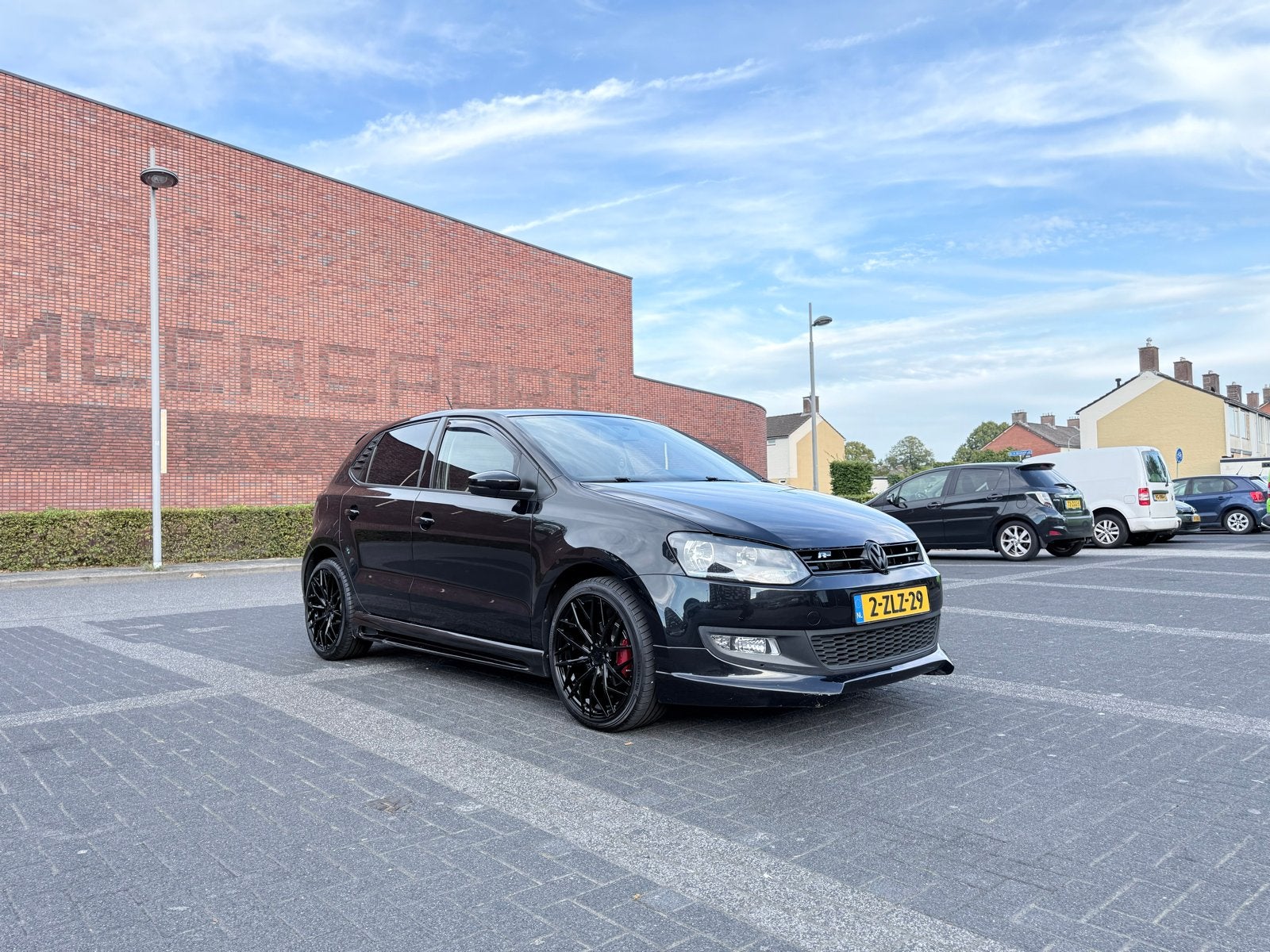 Volkswagen Polo  R-EDITION 1.2 TSI 66KW 2014 Zwart, Voorwielaandrijving, Stof, 40 €/maand, 4 cilinders