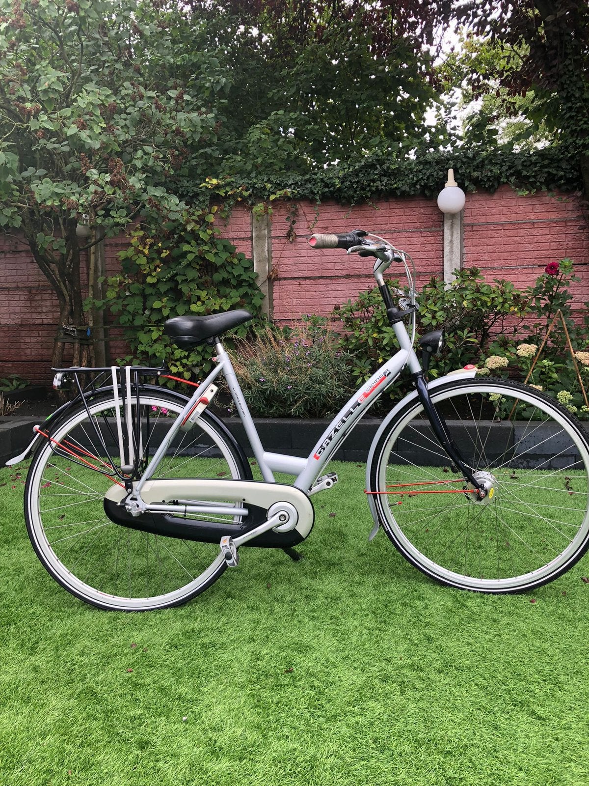 Gazelle dames fiets 28 inch, Fietsen en Brommers, Fietsen | Dames | Damesfietsen, 53 tot 56 cm, Ophalen, Zo goed als nieuw, Gazelle