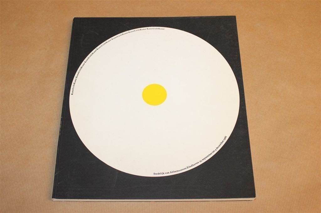 Kunst Licht Kunst — Van Abbemuseum Tentoonstelling 1966, Boeken, Verzenden, Gelezen