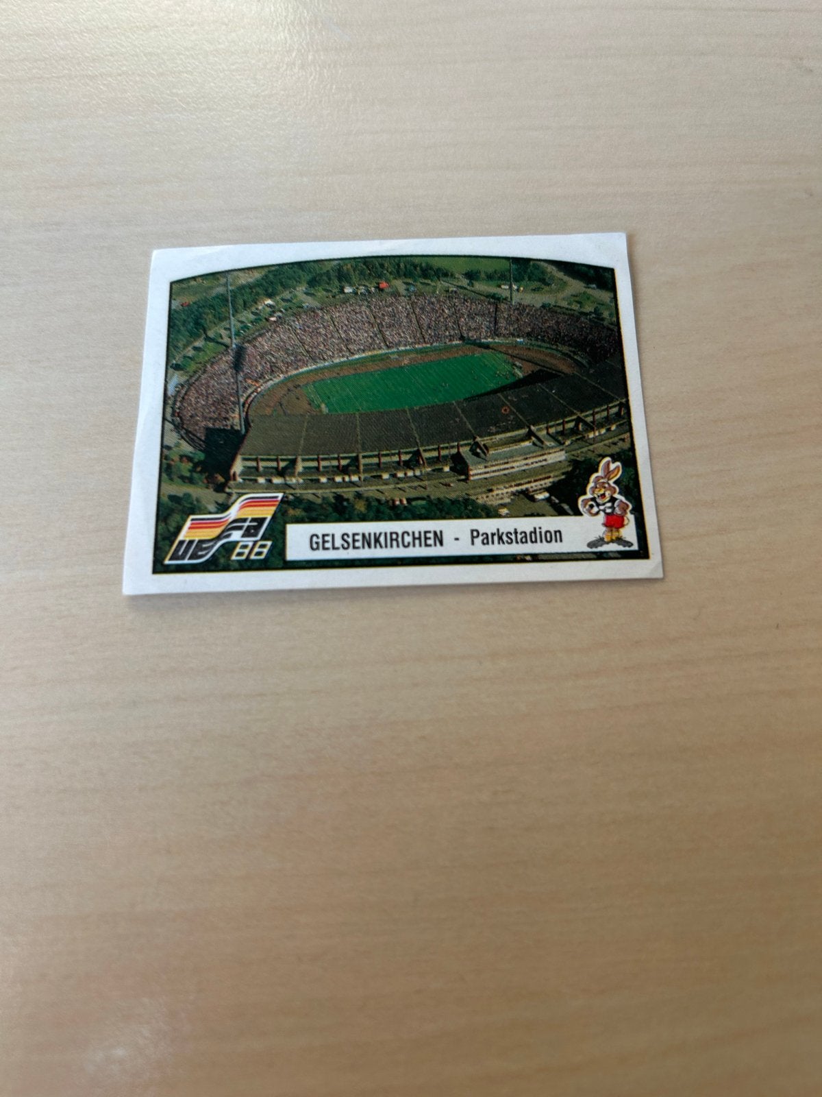 Panini EURO 88 Sticker Gelsenkirchen Parkstadion #28, Ophalen of Verzenden, Zo goed als nieuw, Sport