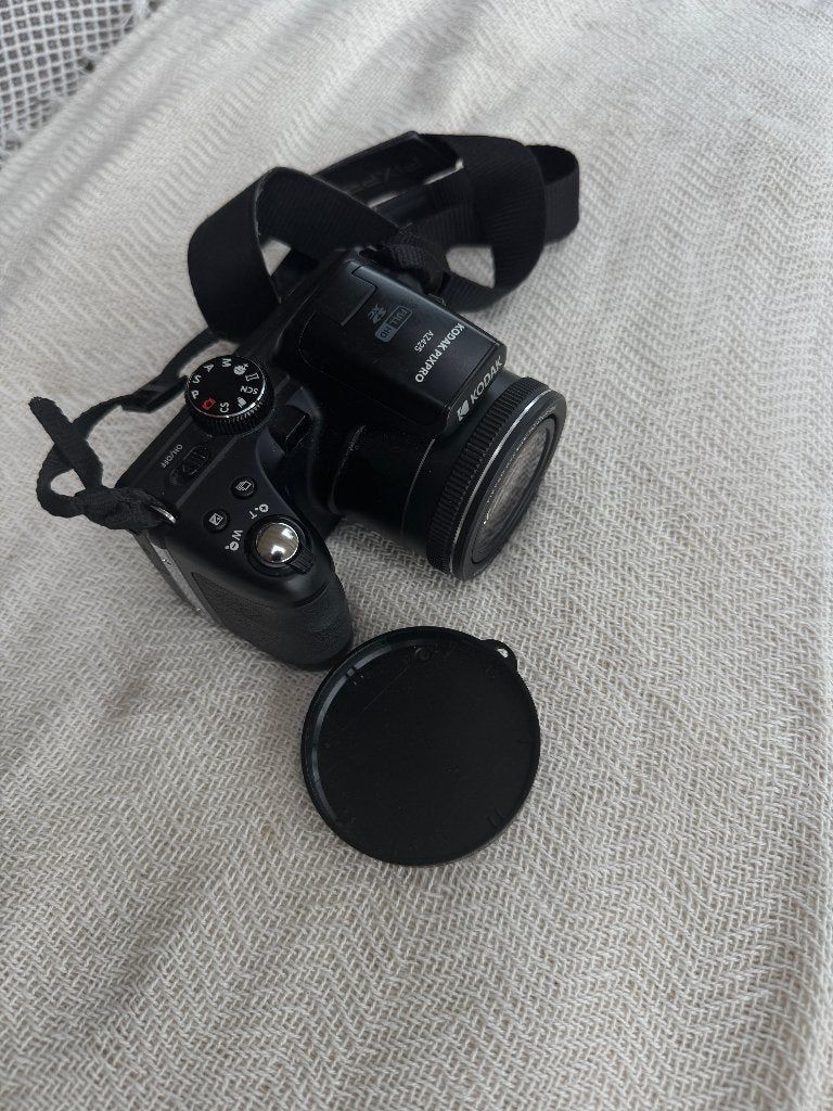Kodak PixPro AZ425 bridgecamera (42x zoom), Audio, Tv en Foto, Fotocamera's Digitaal, Ophalen, Zo goed als nieuw, Kodak, 20 megapixels