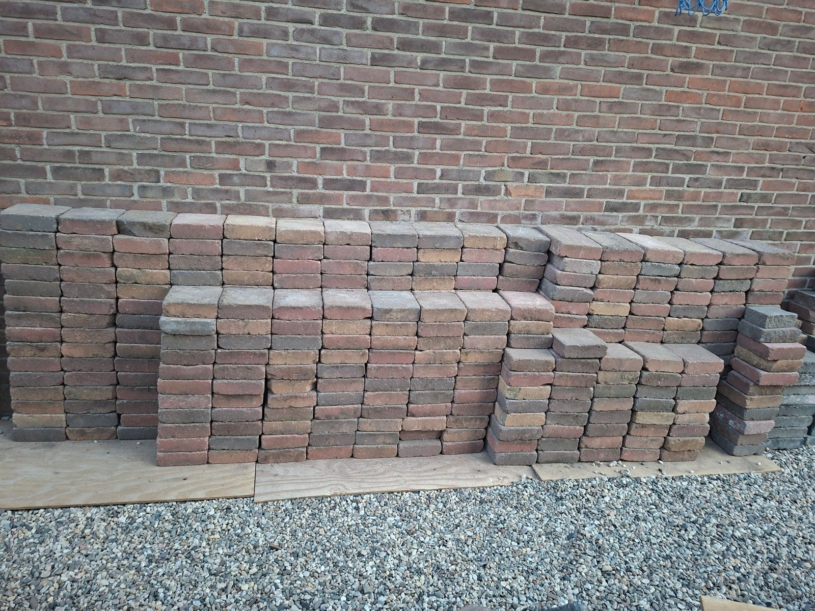 Gratis af te halen: stenen en stoepbandjes, Tuin en Terras, Tegels en Klinkers, Ophalen, Gebruikt, Beton, Overige typen