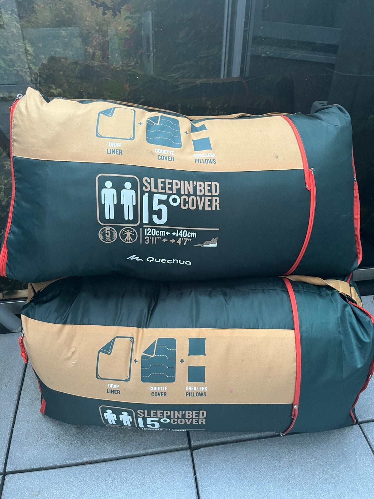 2x Quechua Sleepin’Bed Cover 15C 2-persoons 140 cm, Ophalen, Zo goed als nieuw