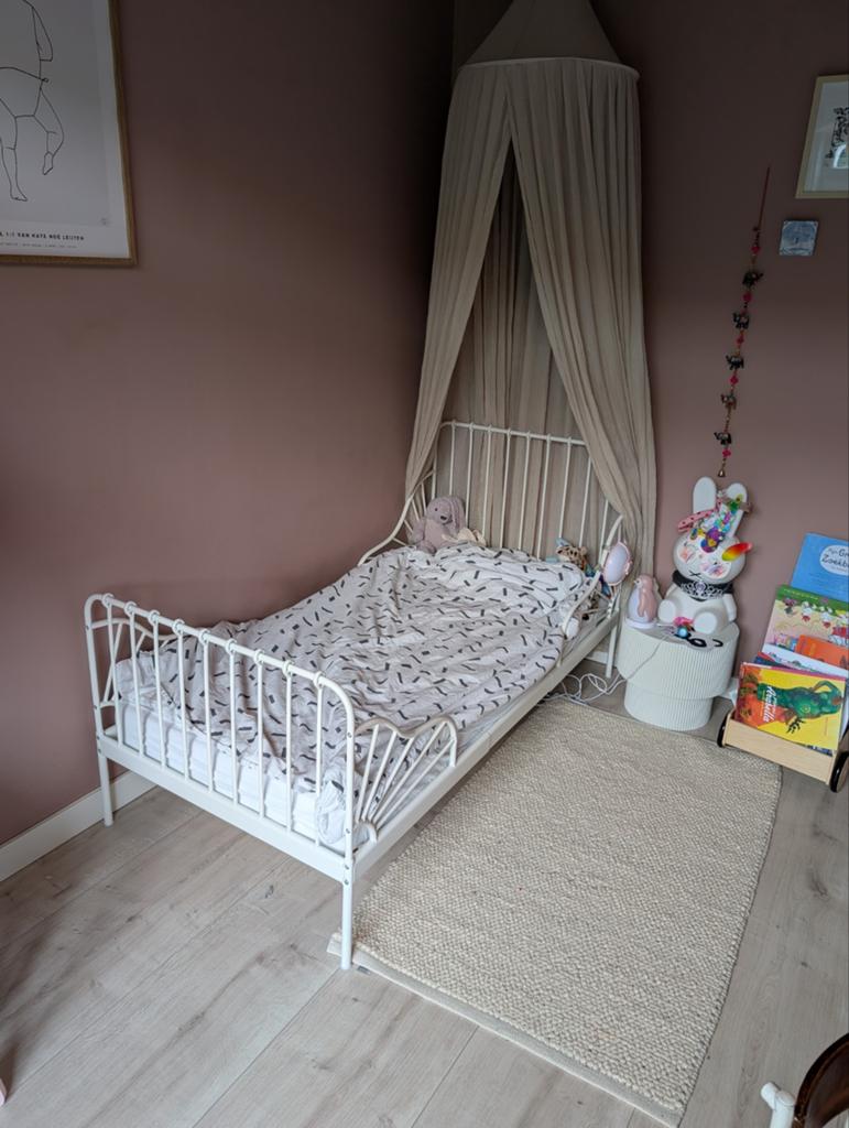 IKEA MINNEN uitschuifbaar kinderbed wit, Ophalen, Gebruikt, 70 tot 85 cm, Lattenbodem