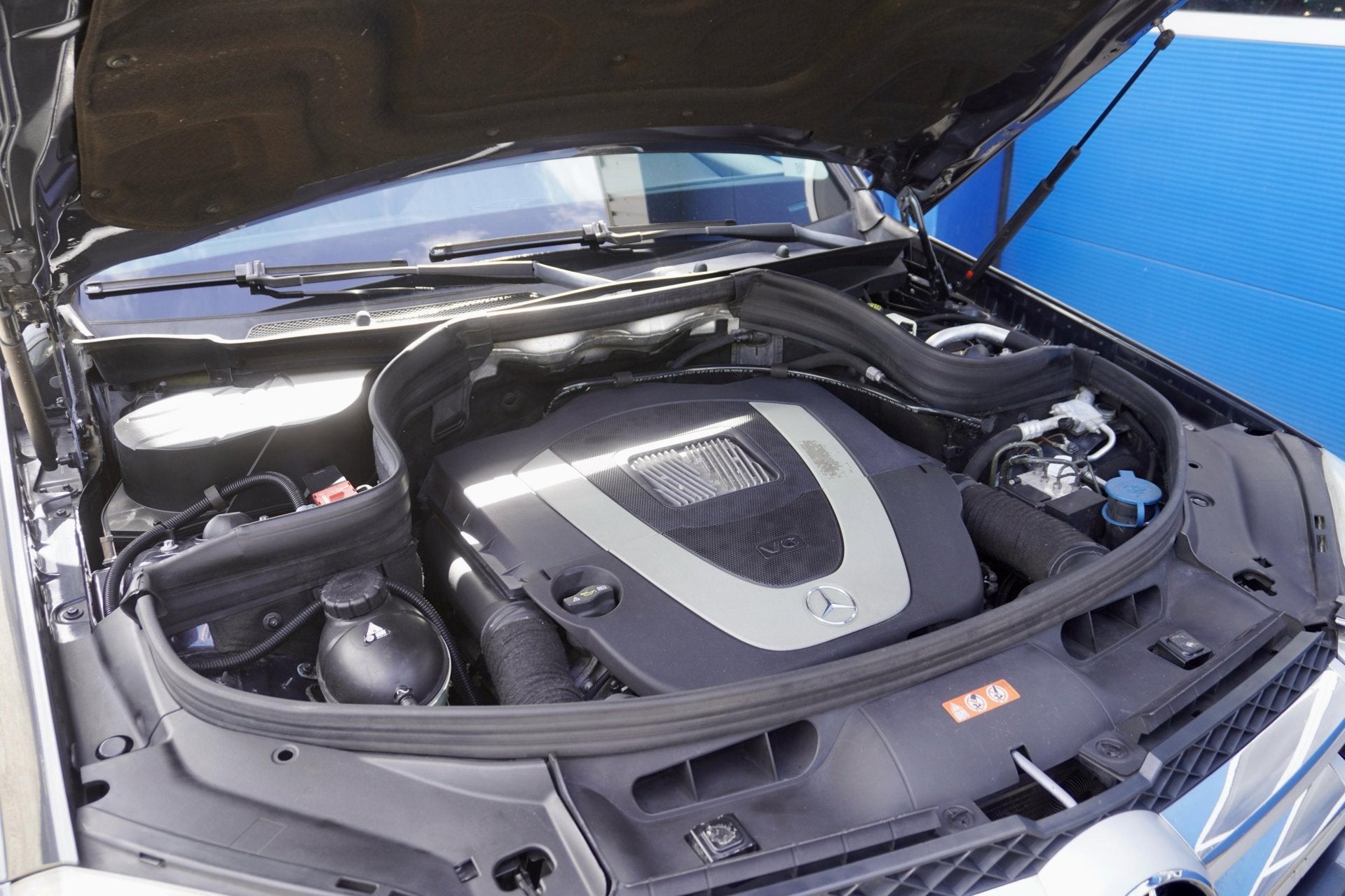 Mercedes-Benz GLK-klasse 350 4-Matic NAP|CARPLAY|CLIMATE|APK, Auto's, Automaat, Gebruikt, Zwart, 2000 kg