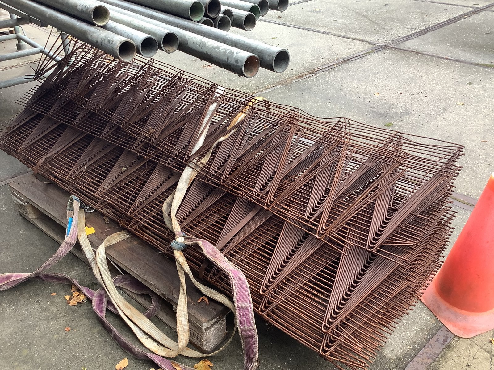 Beton supports, betonijzeren traliedragers, Doe-het-zelf en Verbouw, Ophalen, 100 tot 250 mm, ., Overige typen