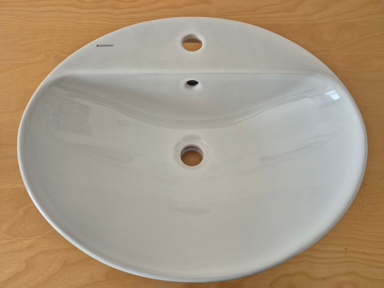 Nieuwe witte inbouw wasbak Geberit, Ophalen, Nieuw, 50 tot 100 cm, Minder dan 100 cm
