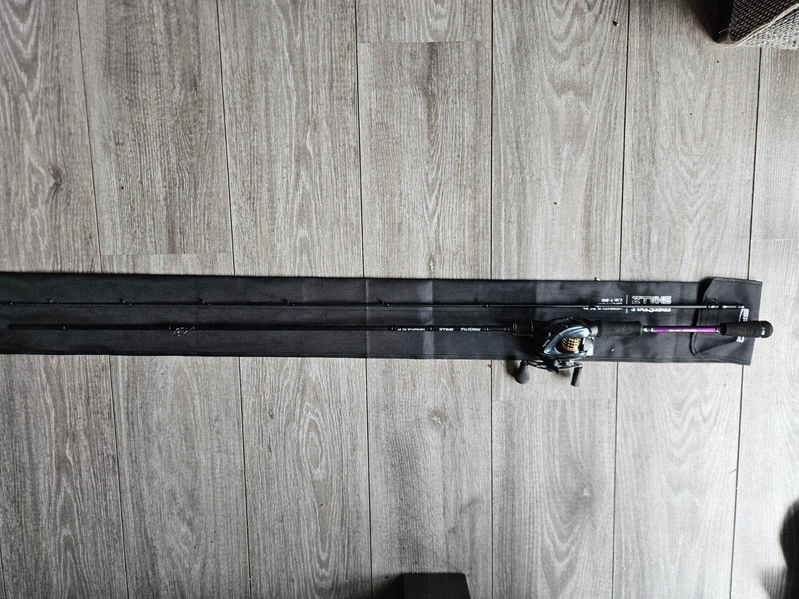 Tica Sharpclaw reel & Spro Freestyle Skillz BC hengel, Ophalen, Zo goed als nieuw, Werphengel