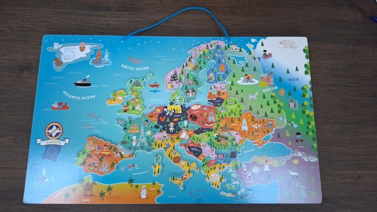 Houten Wereldkaart Puzzel voor Kinderen - Compleet, Zo goed als nieuw, Van hout, 4 tot 6 jaar, Meer dan 50 stukjes