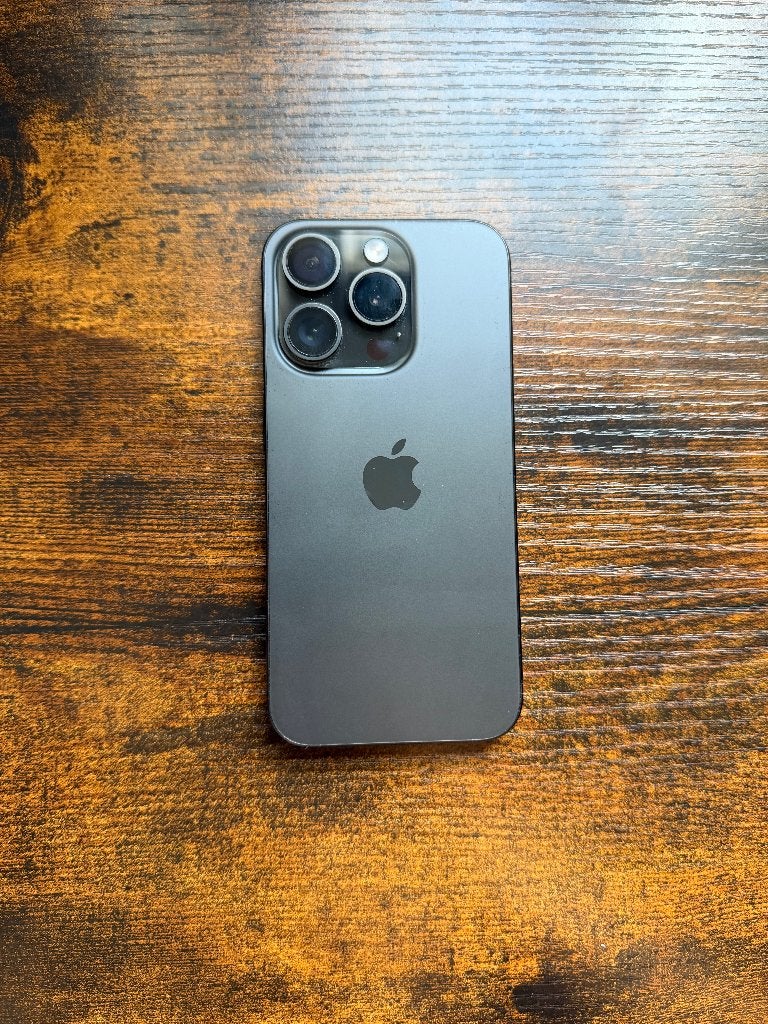 Foto 3 van Iphone 15 Pro - 128 GB