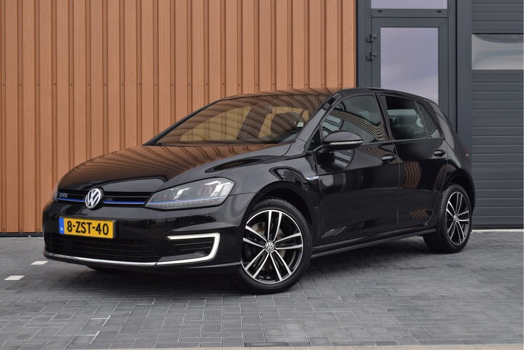 Volkswagen Golf GTE 1.4 TSI DSG | Trekhaak | 17" | PDC, Auto's, Volkswagen, Stof, Gebruikt, 4 cilinders, 150 pk