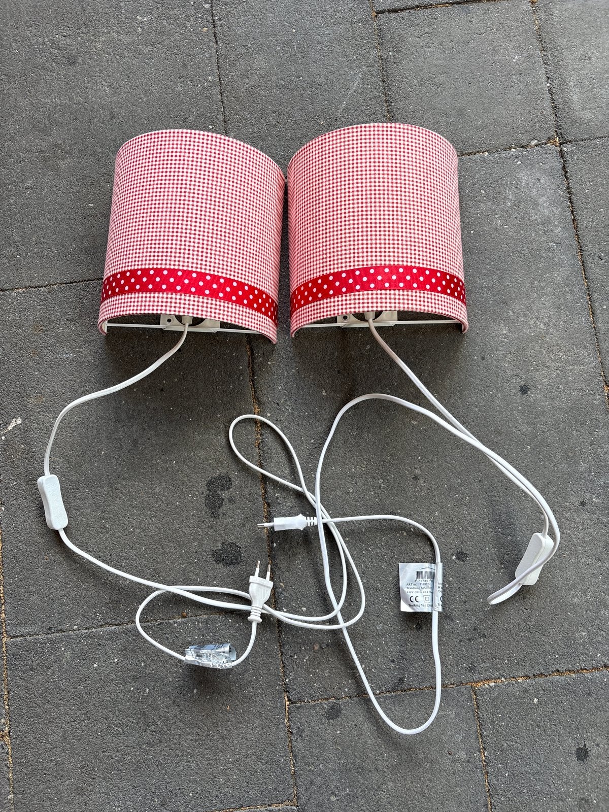 Set van 2 rood-wit geruite wandlampen, Met schakelaar, Gebruikt, Textiel, Ophalen of Verzenden