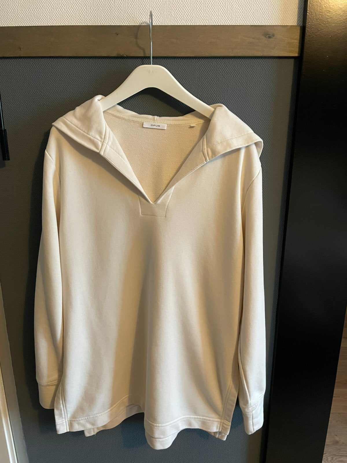 OPUS, hoody/sweater, 40, Ophalen of Verzenden, Zo goed als nieuw, Maat 38/40 (M), Wit