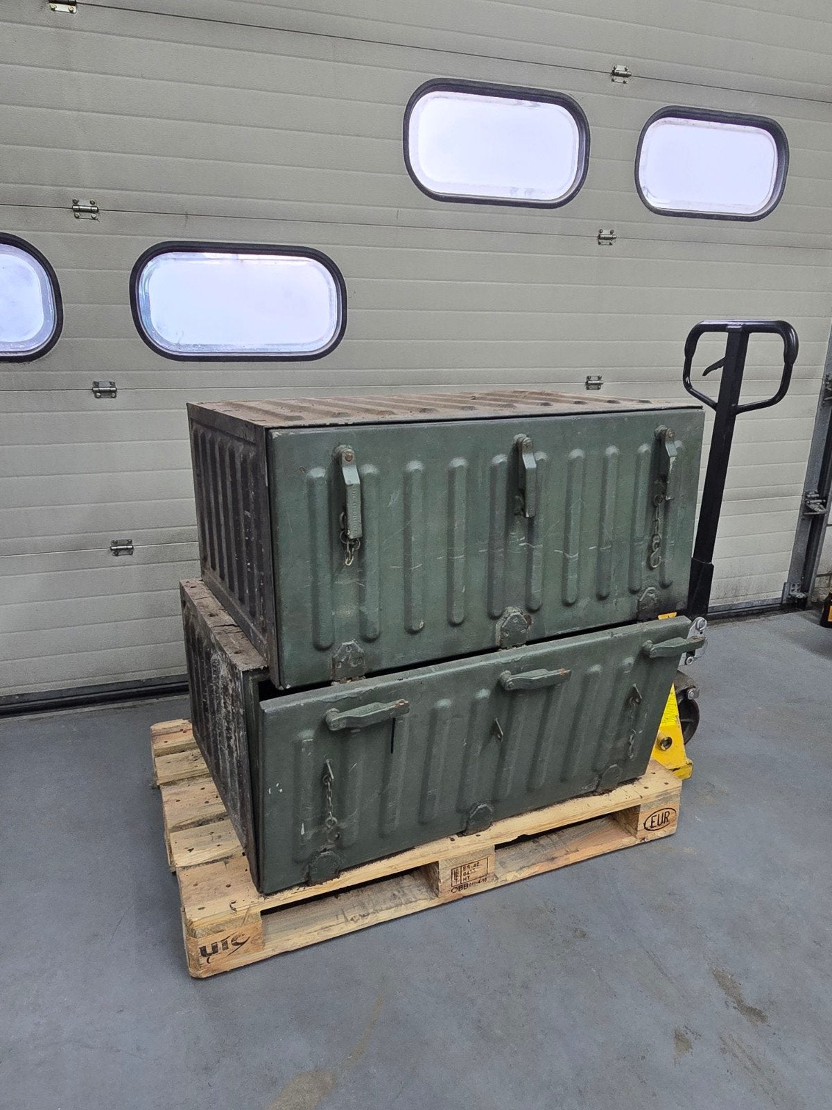 Robuuste militaire metalen opbergkisten van MAN KAT1, Ophalen, Gebruikt, 60 cm of meer, 50 tot 75 cm
