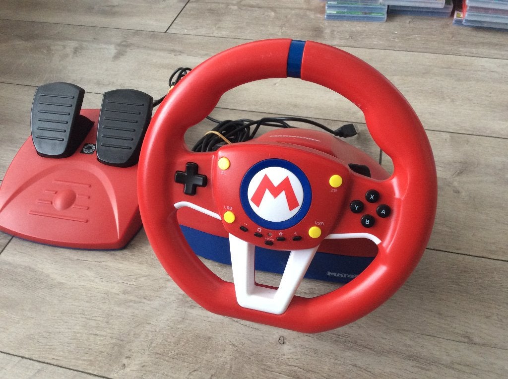 Super Mario Kart Stuur / Stuurtje Nintendo Switch Stuurwiel, Racen en Vliegen, Ophalen of Verzenden, Zo goed als nieuw, 3 spelers of meer