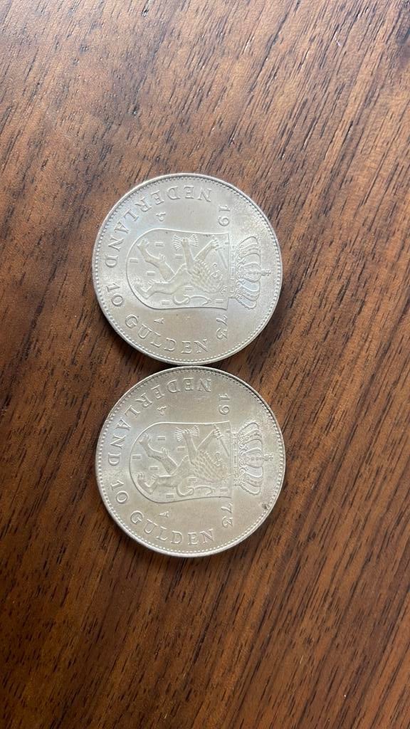 (2x) 10 gulden 1973, Ophalen of Verzenden, Koningin Juliana, 10 gulden, Zilver