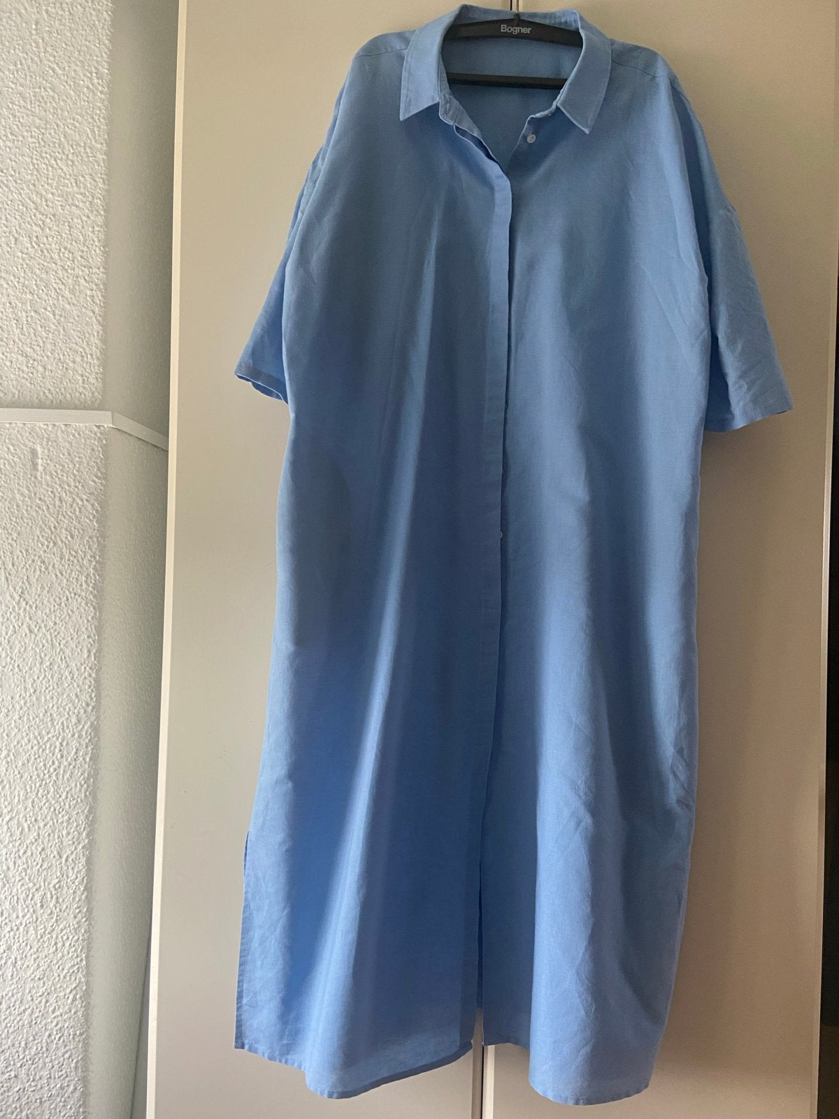 Bogner lichtblauwe linnen/katoenen overhemdjurk, Maat 38/40 (M), Blauw, Ophalen of Verzenden, Zo goed als nieuw