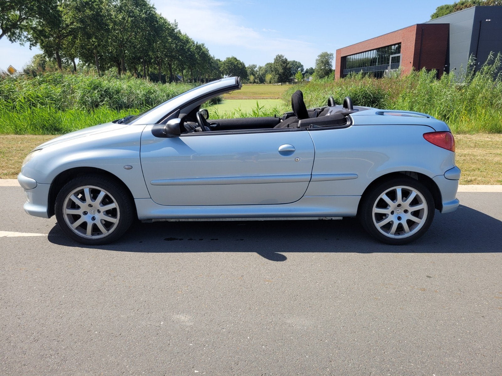 Peugeot 206 2.0 16V CC 2003 Grijs, 136 pk, 4 cilinders, Cabriolet, 4 stoelen