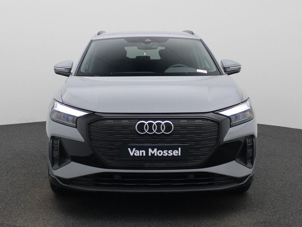 Audi Q4 e-tron 45 Edition 82 kWh 286 PK l Climate control l, Auto's, Audi, 12 maanden, Gebruikt, Zwart, 82 kWh