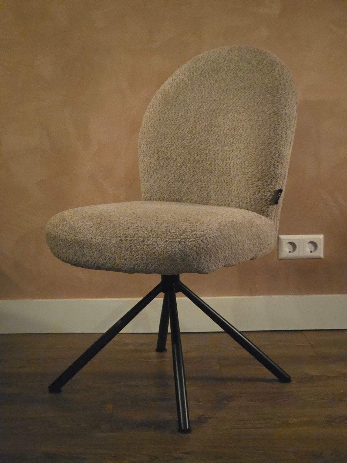 6x draaibare eetkamerstoel Sem – taupe bouclé, Ophalen, Overige kleuren, Zo goed als nieuw, Stof