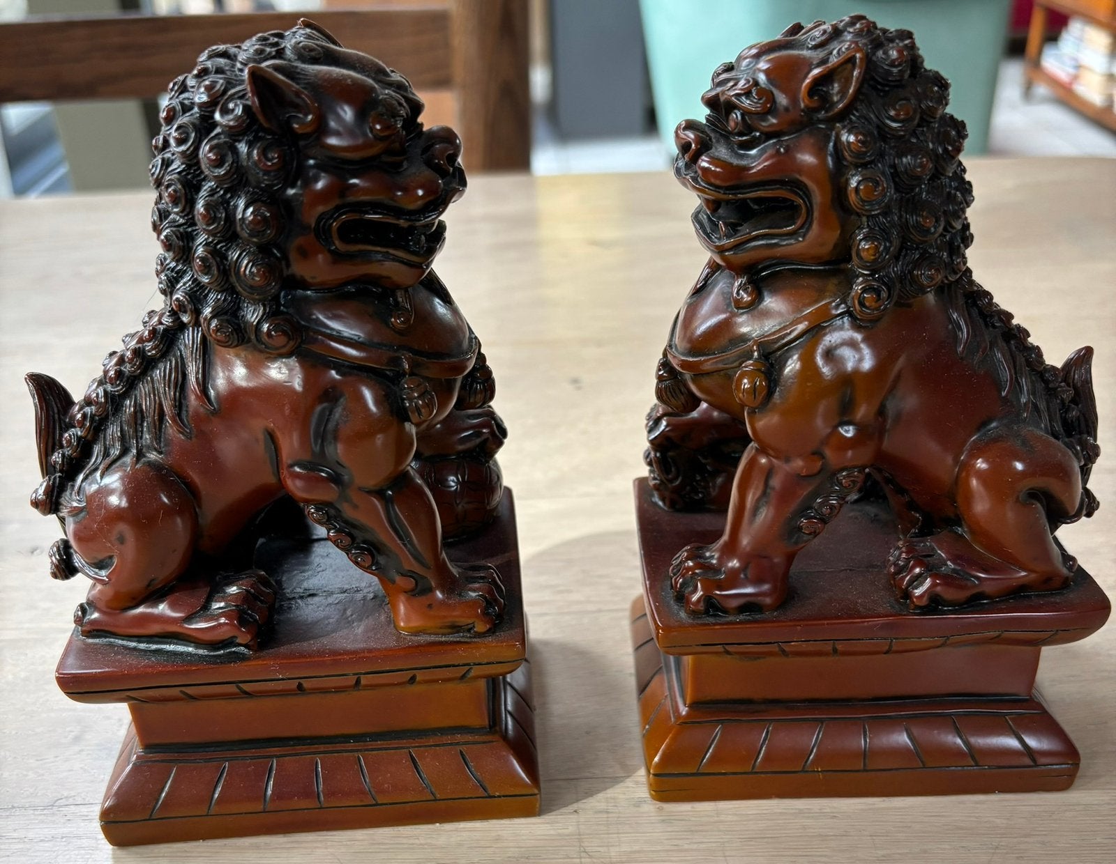 Prachtige vintage familie foo dogs uit de jaren 70., Antiek en Kunst, Bruin, Verzenden, 18 cm, China