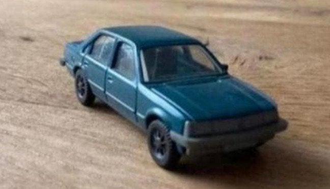 Fleischmann Opel Rekord –Made in Germany – schaal H0 (1:87), Hobby en Vrije tijd, Modelauto's | 1:87, Ophalen of Verzenden, Zo goed als nieuw