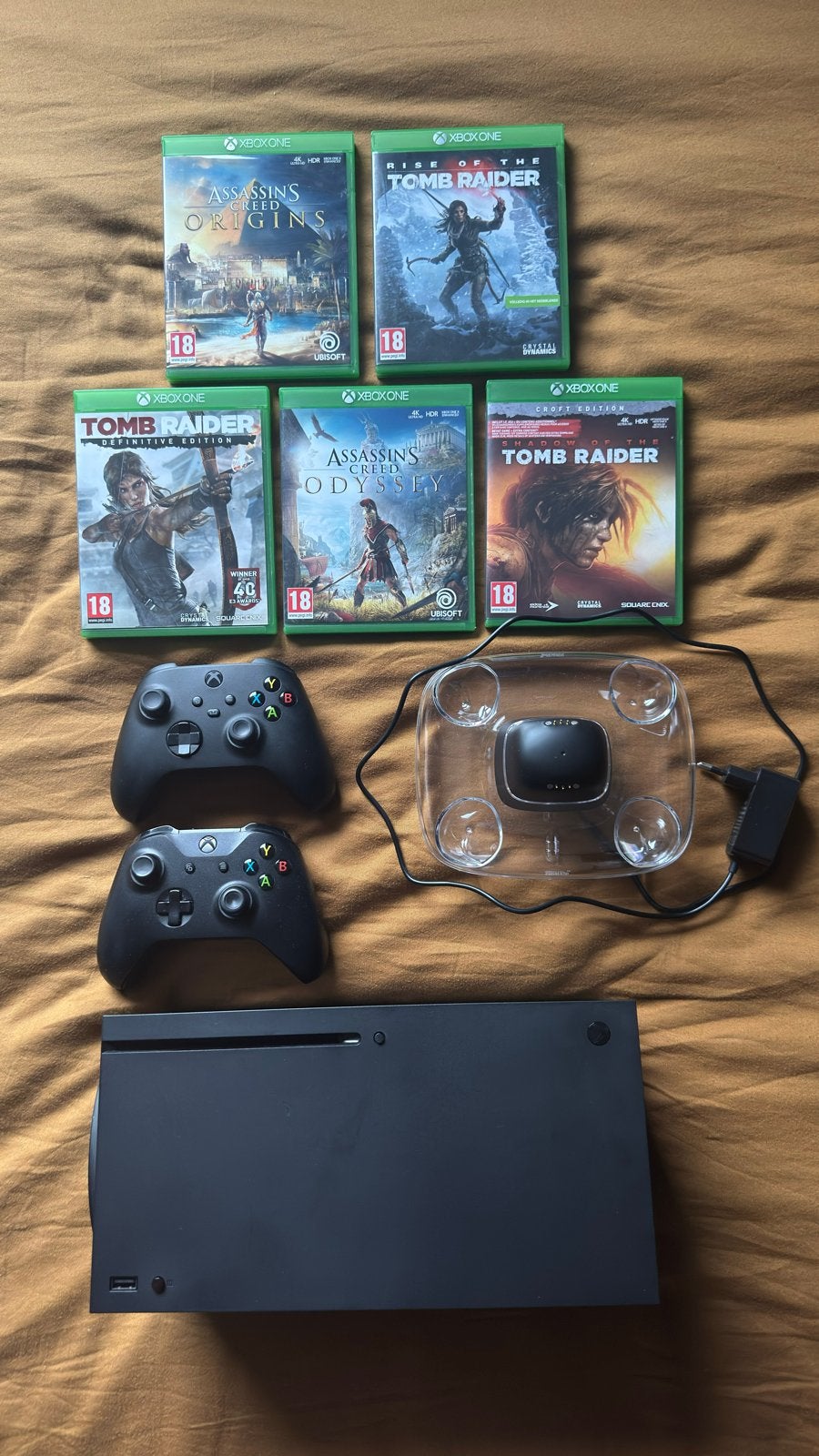 Xbox Series X 1TB - 2 Cintrollers - met games en accessoires