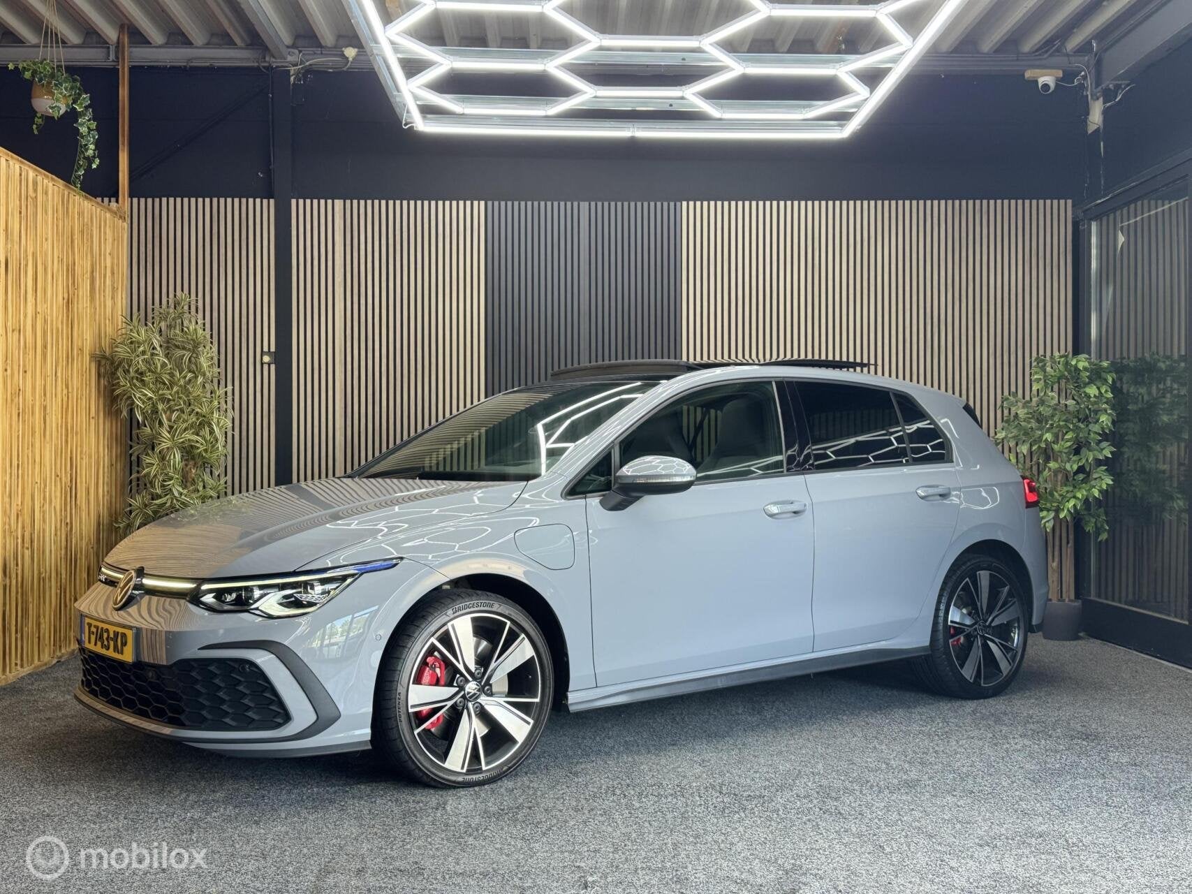 Volkswagen Golf 1.4 eHybrid GTE|Pano|Hud|Acc|Cam|Matrix Led, Stof, Gebruikt, 245 pk, 1524 kg