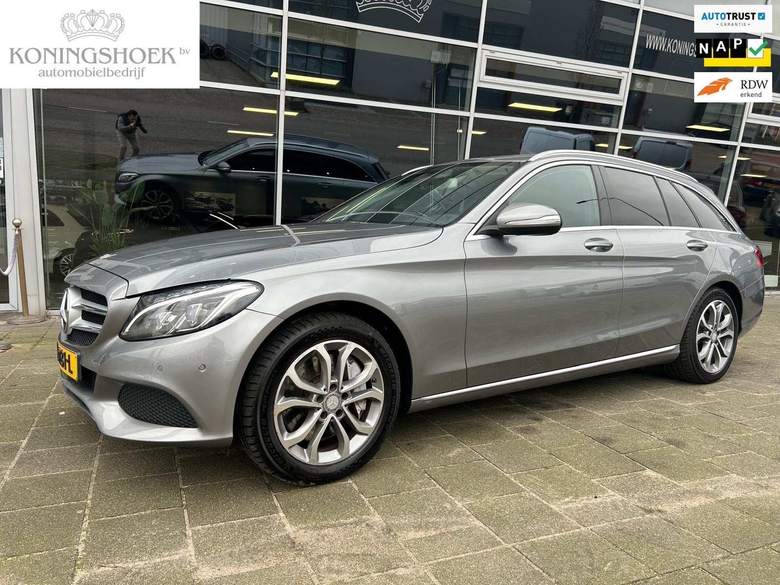Mercedes-Benz C-klasse Estate 350 e Lease Edition, Auto's, Mercedes-Benz, Automaat, Achterwielaandrijving, Gebruikt, Leder en Stof