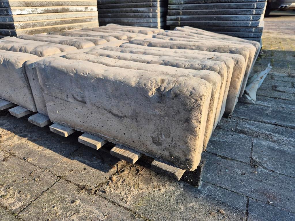 26 courtstone Marshalls boordsteen vijverrand trap50x20x8, Tuin en Terras, Ophalen, Nieuw, Minder dan 25 cm, Border