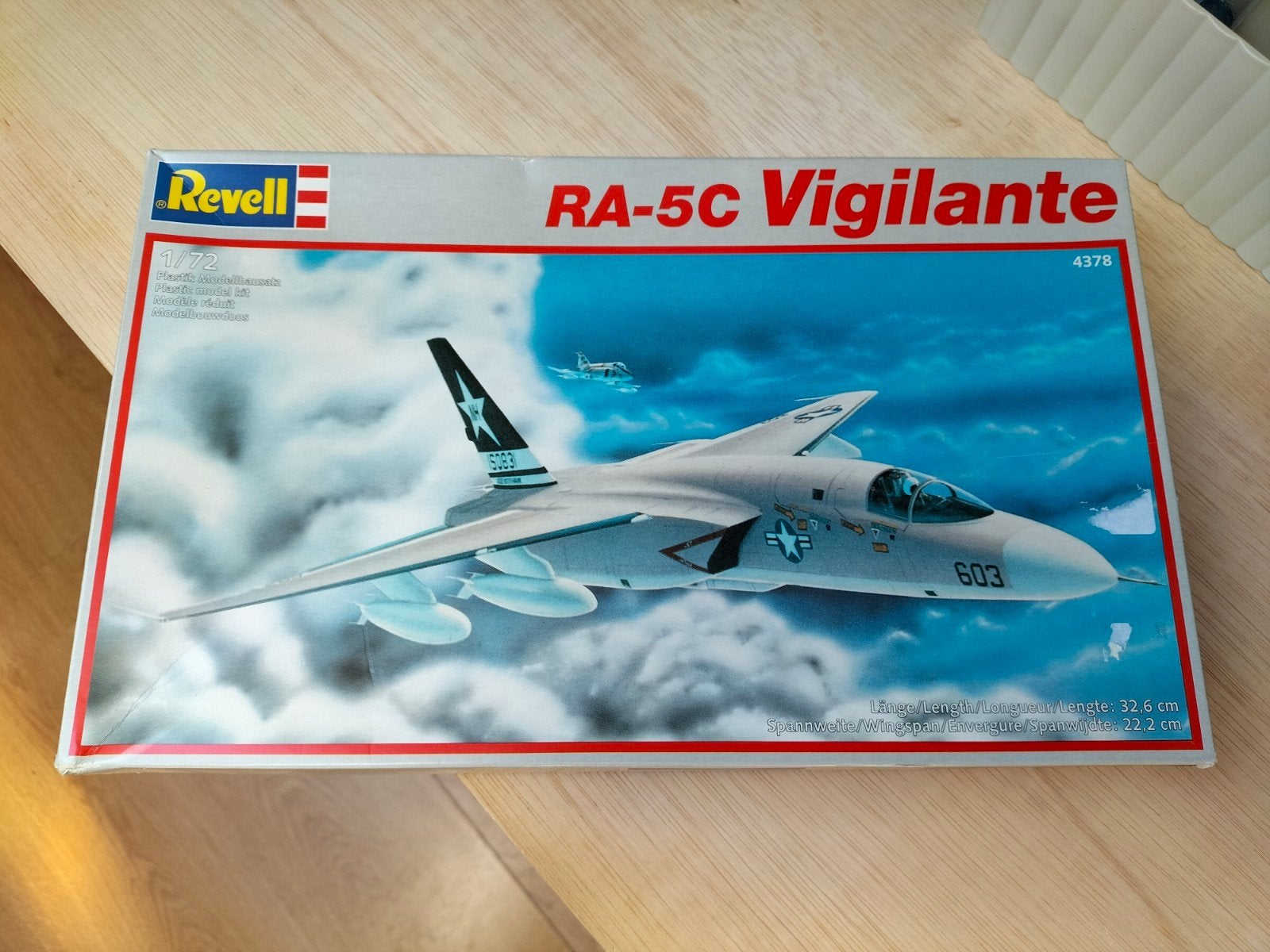 RA-5C vigilante vintage bouwdoos, Hobby en Vrije tijd, Modelbouw | Vliegtuigen en Helikopters, 1:72 tot 1:144, Revell, Ophalen of Verzenden