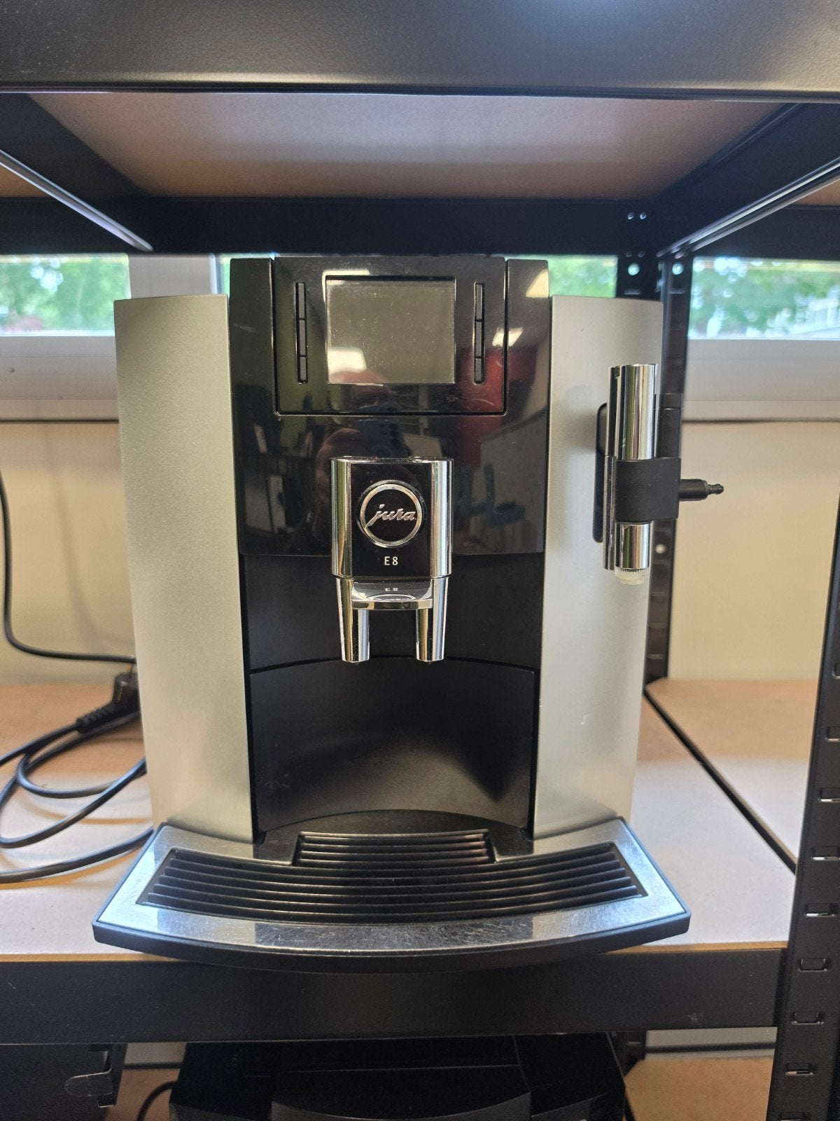 Jura E8 Volautomatische Koffiemachine - Luxe Platin Kleur