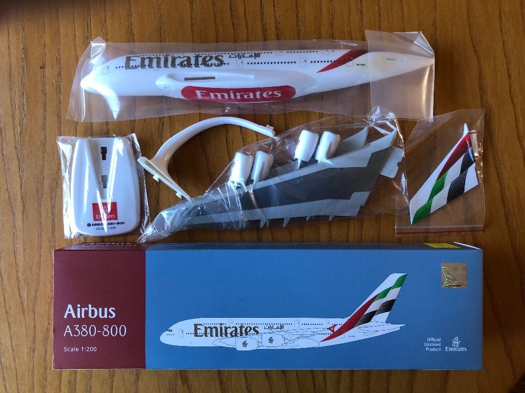 Emirates  Airbus A380-800, Ophalen of Verzenden, Nieuw, Groter dan 1:72, Overige merken