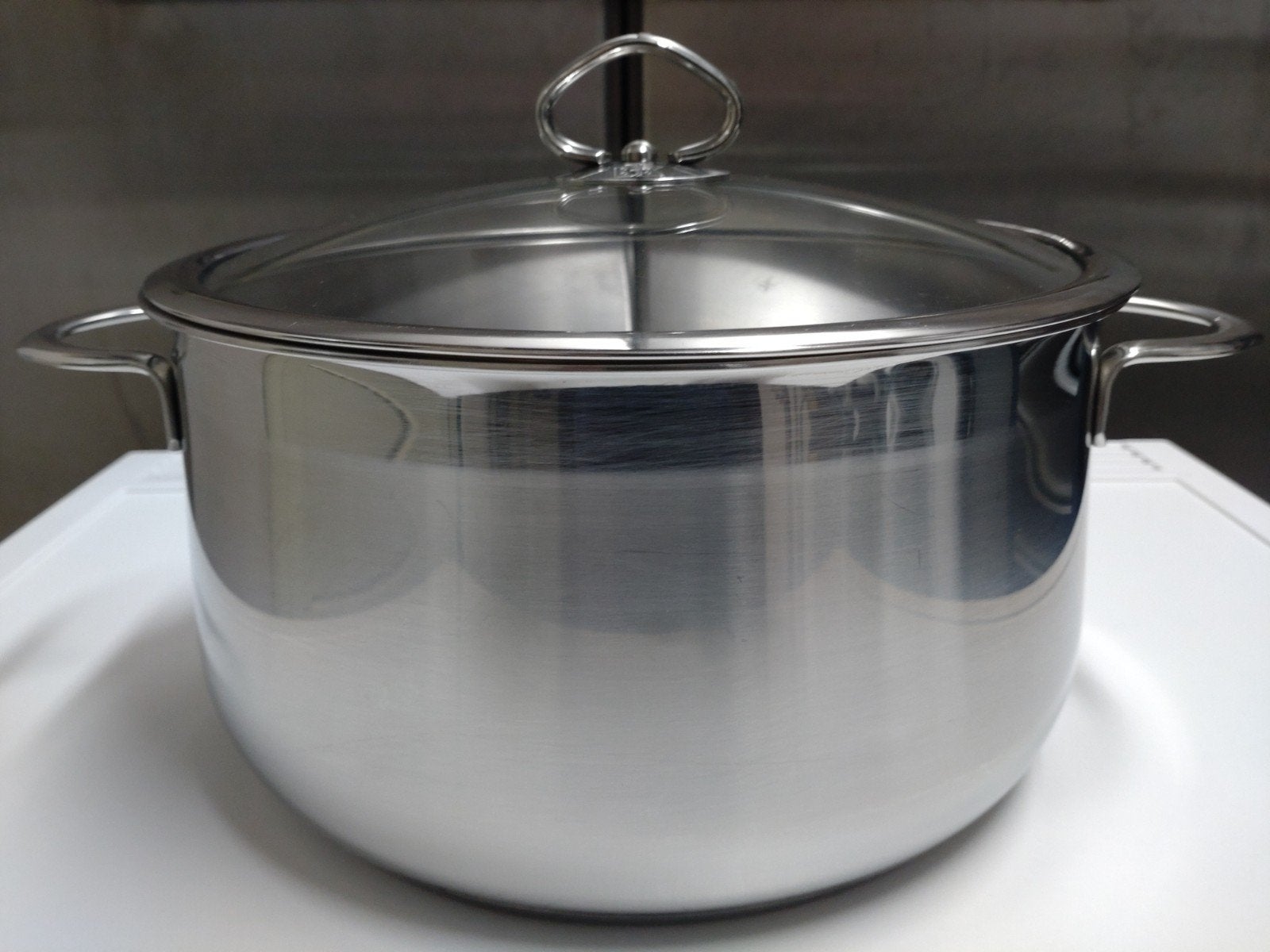 BK Excellent soeppan 5-liter 24cm (nieuwprijs €99,90), Huis en Inrichting, Keuken | Potten en Pannen, Gebruikt, Met handvatten