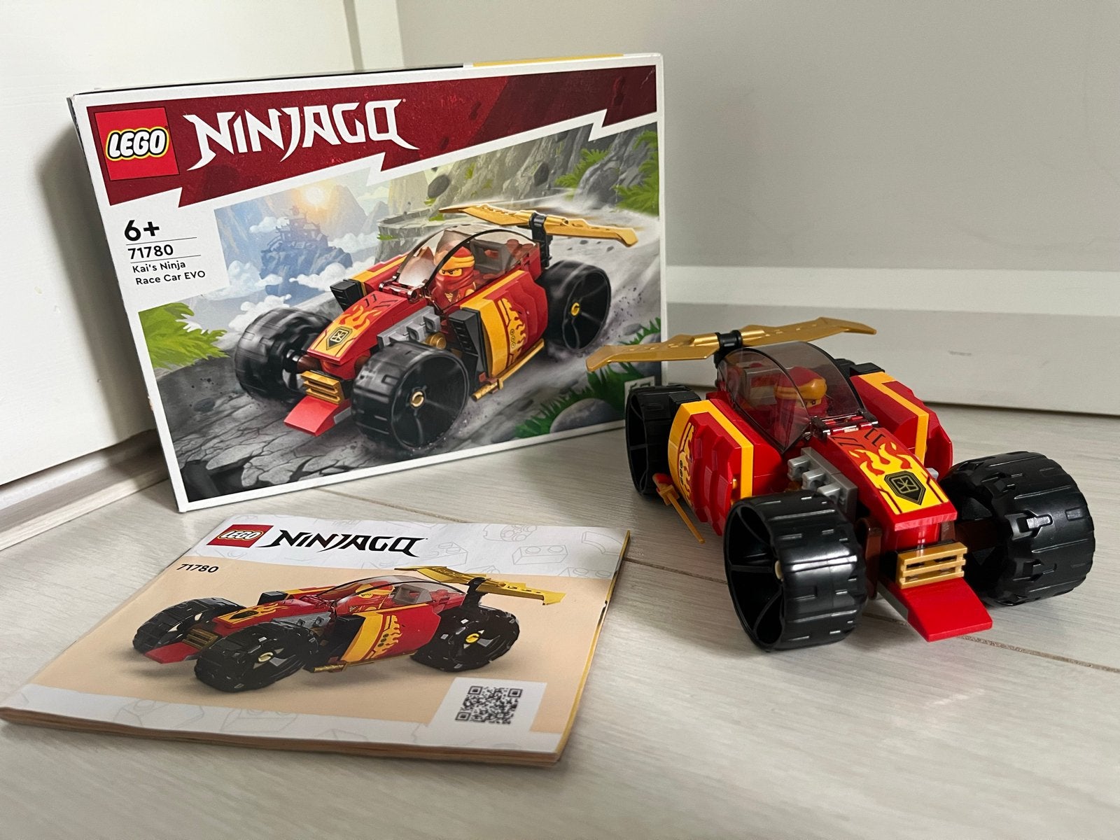 Complete LEGO Ninjago Kai's Ninja Race Car EVO 71780, Ophalen of Verzenden, Zo goed als nieuw
