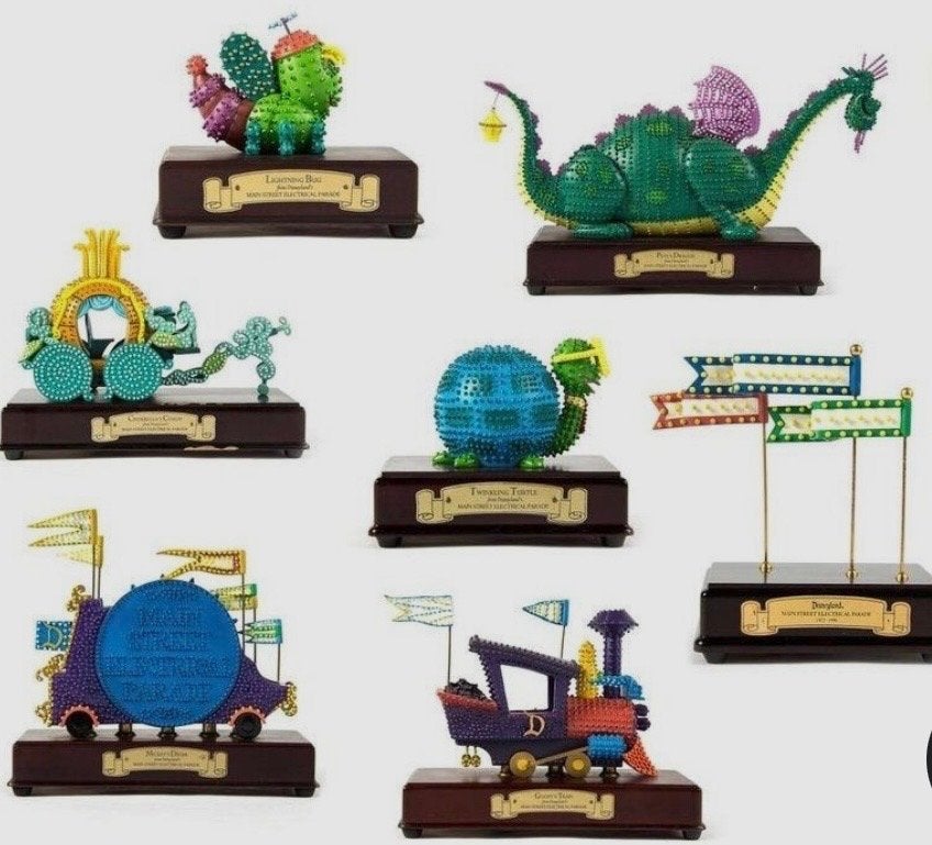 Disney WDCC Main Street Electrical Parade Collectie, Ophalen of Verzenden, Overige figuren, Zo goed als nieuw, Beeldje of Figuurtje