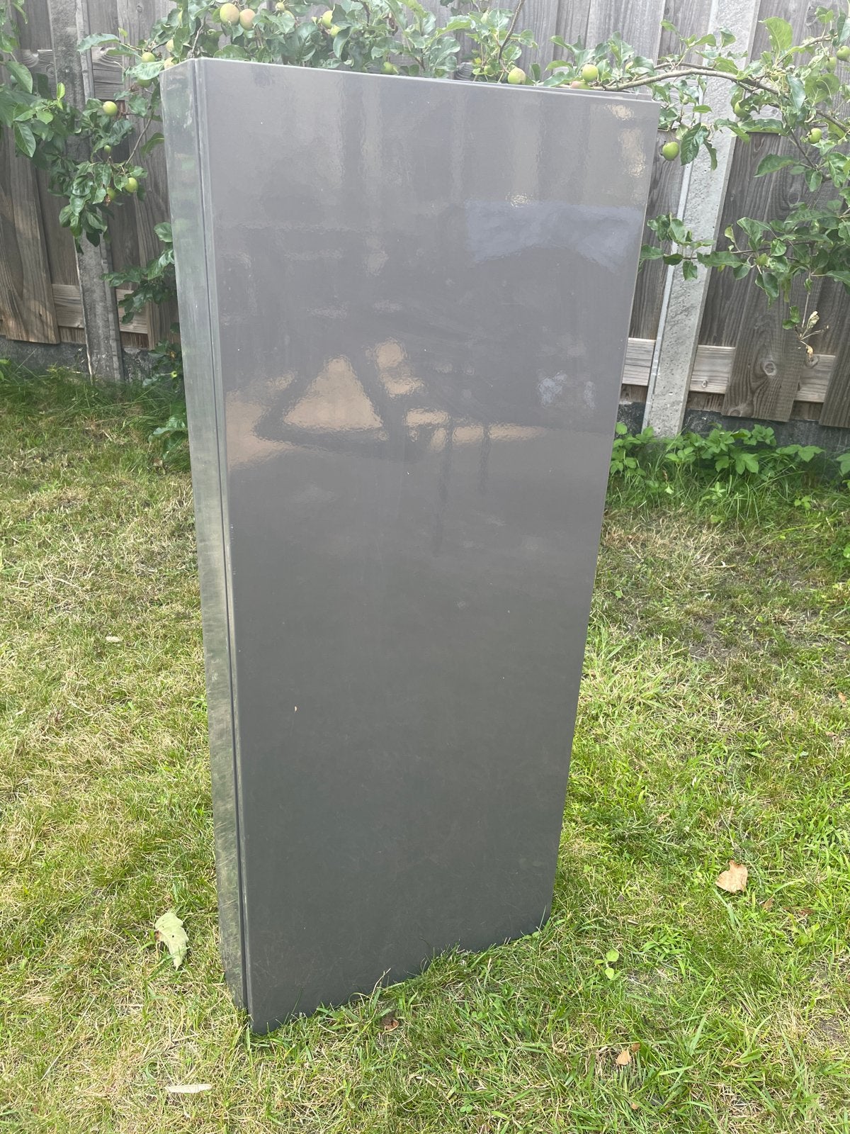 IKEA GODMORGON Hoge Kast - Grijs met Glazen Planken, Huis en Inrichting, (Half)hoge kast, Minder dan 50 cm, Gebruikt, Ophalen of Verzenden