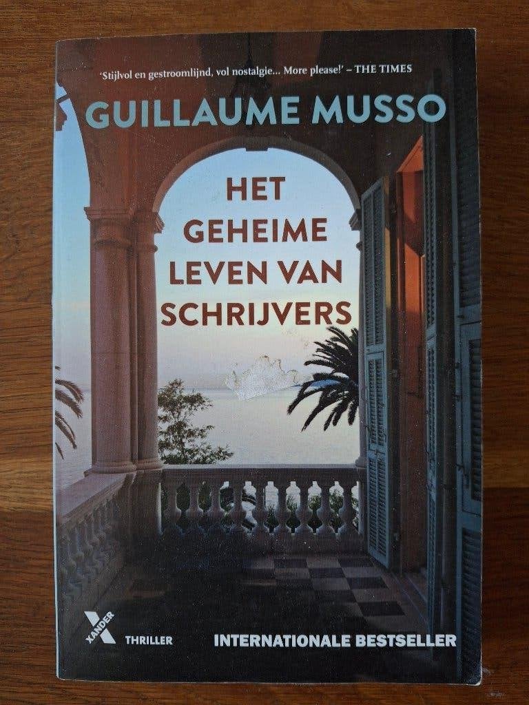 Guillaume Musso; Het geheime leven van schrijvers, Boeken, Ophalen of Verzenden, Gelezen