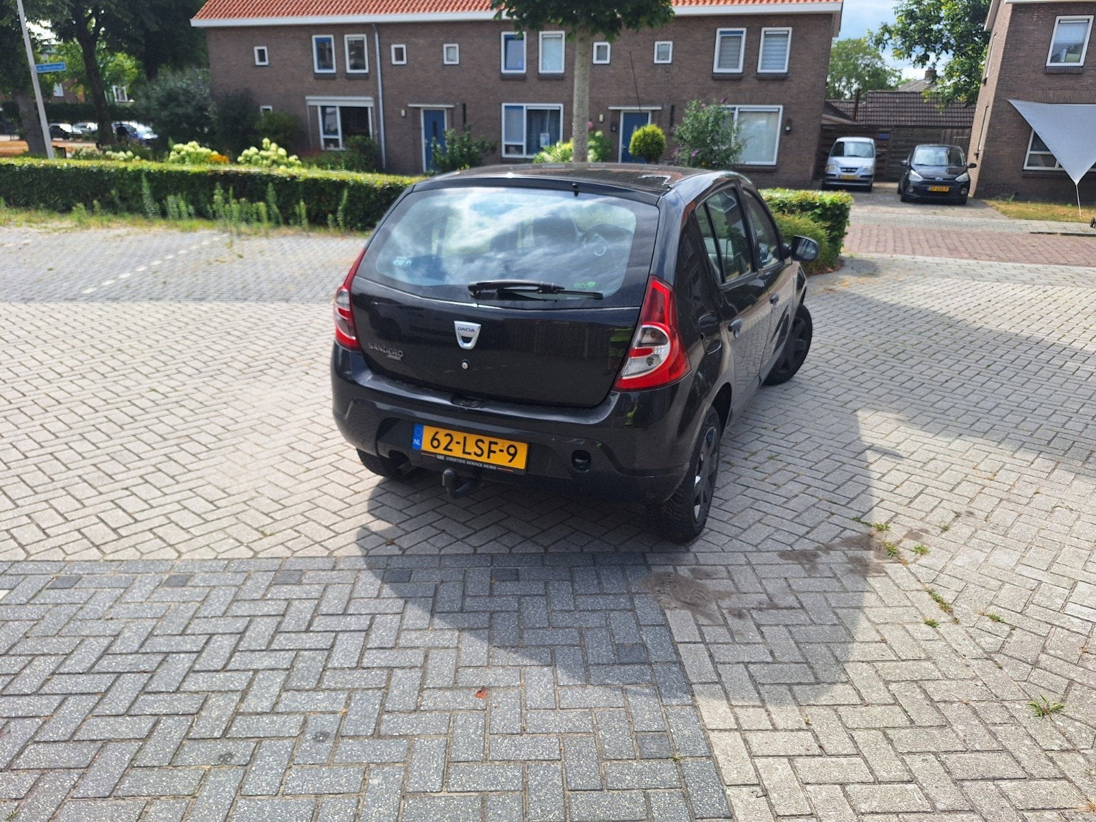 Dacia Sandero 1.2 16V 2010 Zwart, Auto's, Voorwielaandrijving, 74 pk, 31 €/maand, Zwart