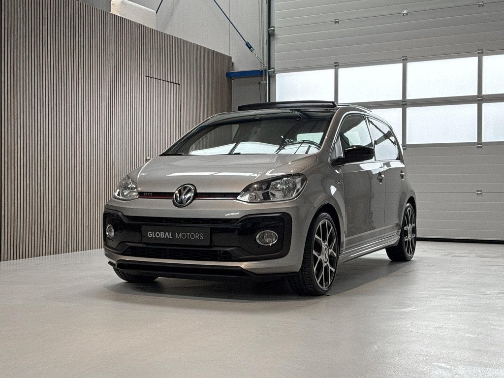 Volkswagen Up! GTI 1.0 TSI GTI 116 PK - PANORAMADAK - CLIMAT, 970 kg, Stof, Gebruikt, 4 stoelen