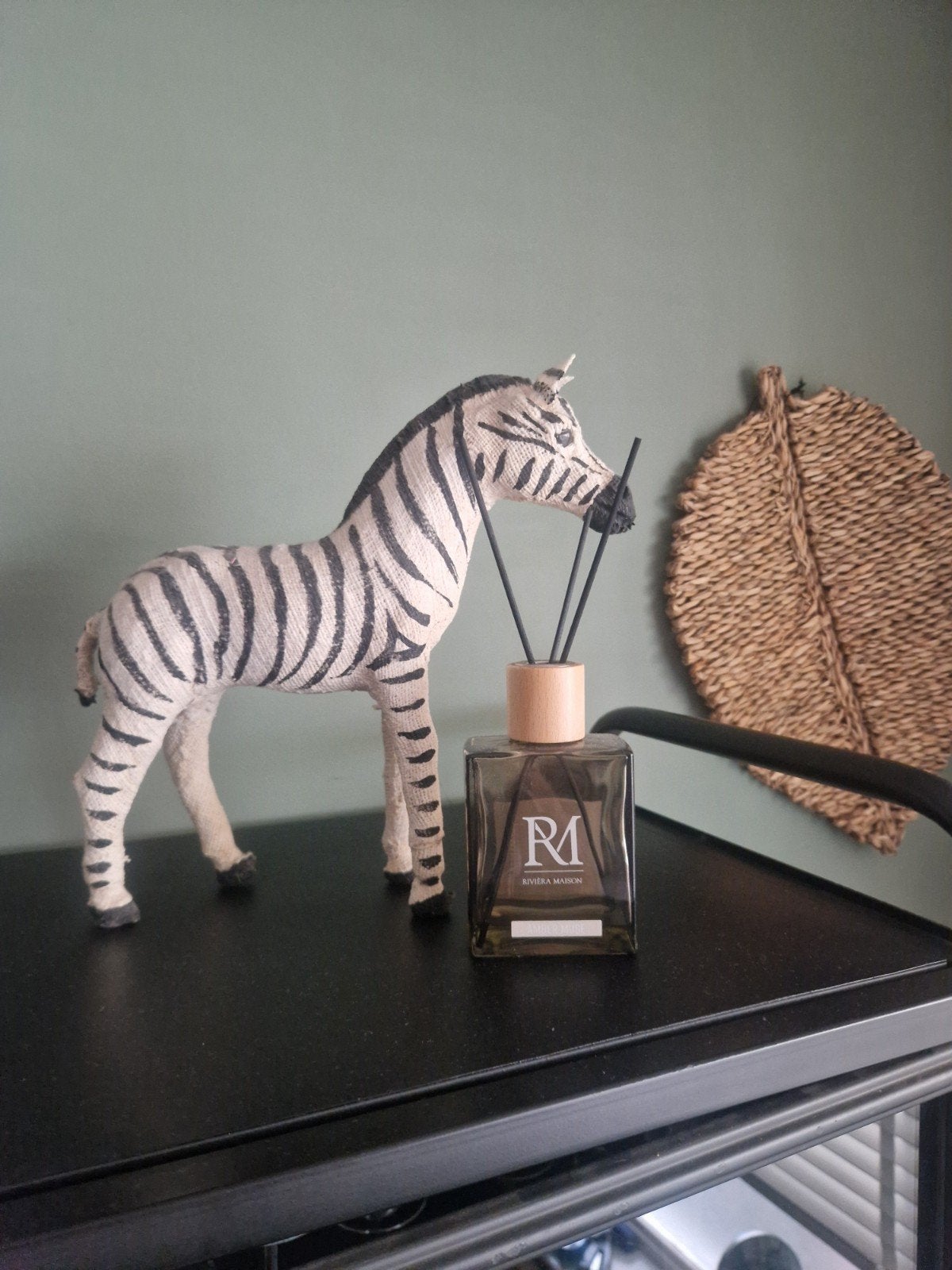 Decoratieve Zebra en Riviera Maison Geurstokjes, Zwart, Overige stijlen, Ophalen of Verzenden, Zo goed als nieuw