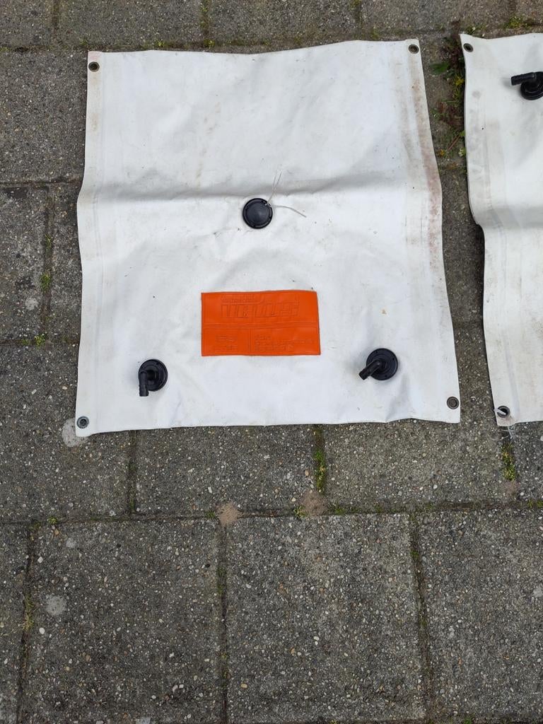 Waterzakken, Ophalen of Verzenden
