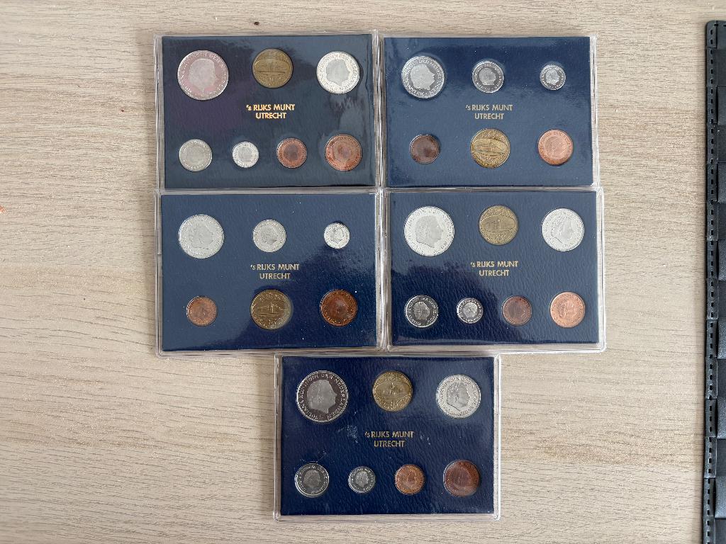 FDC sets 'sRijks munt 1976 / 1980, Verzenden, Koningin Juliana, Overige waardes, Setje
