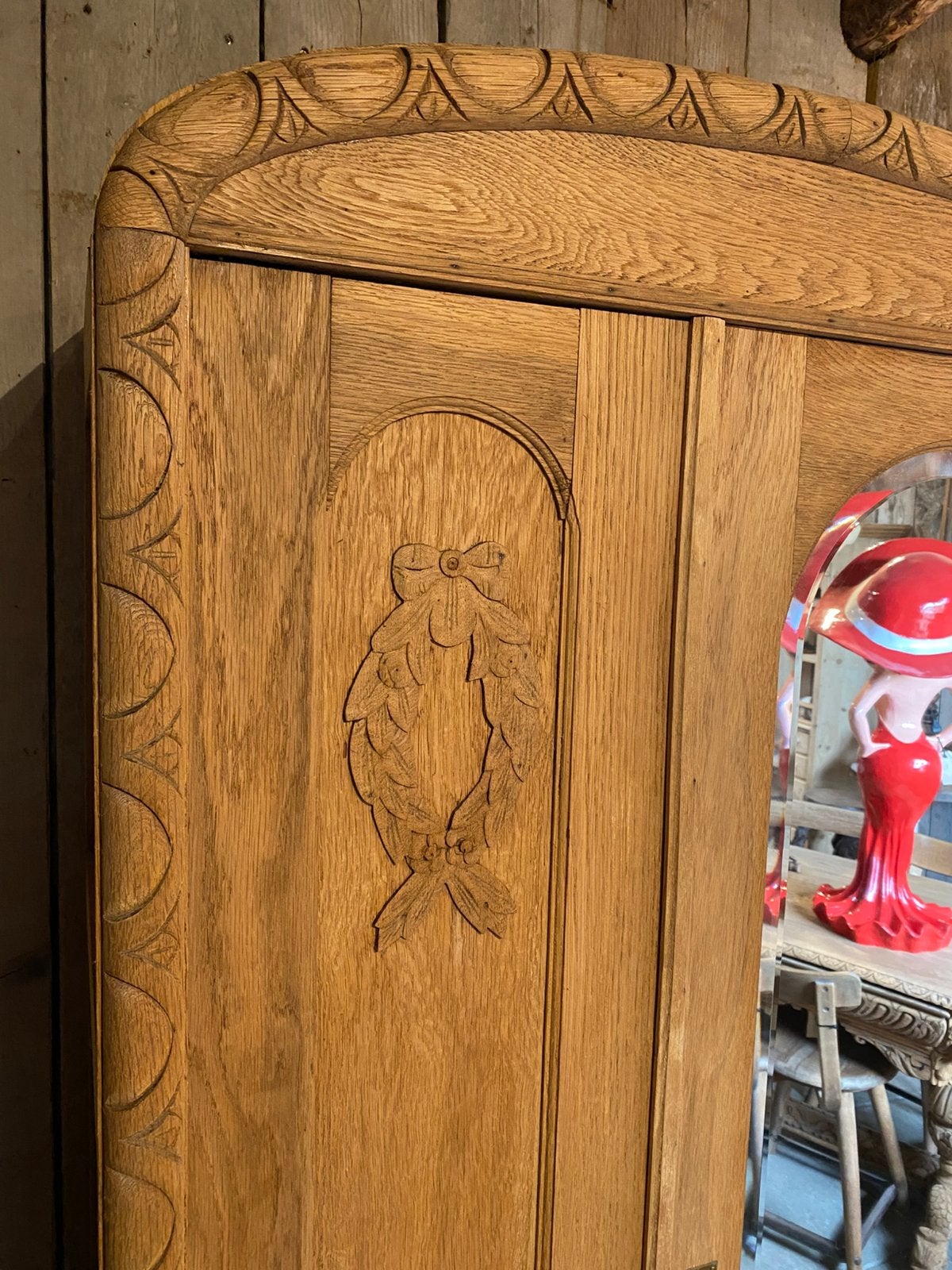 Charmante smalle demontabele kast kledingkast, Ophalen
