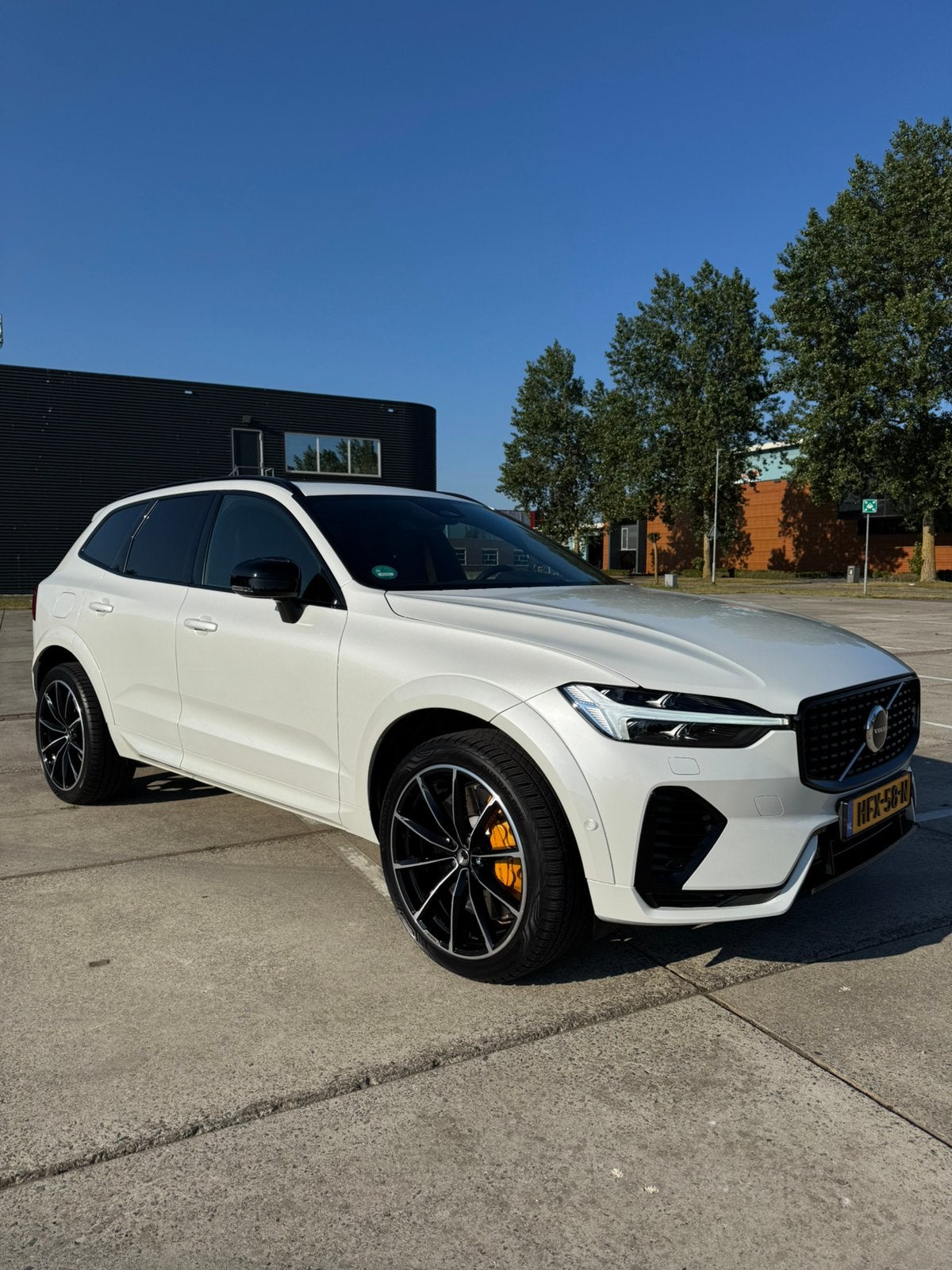 Volvo XC60 T8 Plug-in Hybrid Heico & Polestar | Full Options, 4 cilinders, 1969 cc, Wit, XC60