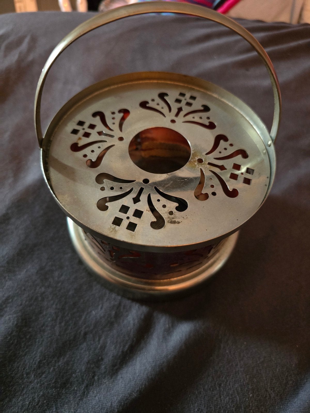 Antieke theelicht/rechaud met rood glas en metalen houder, Ophalen of Verzenden