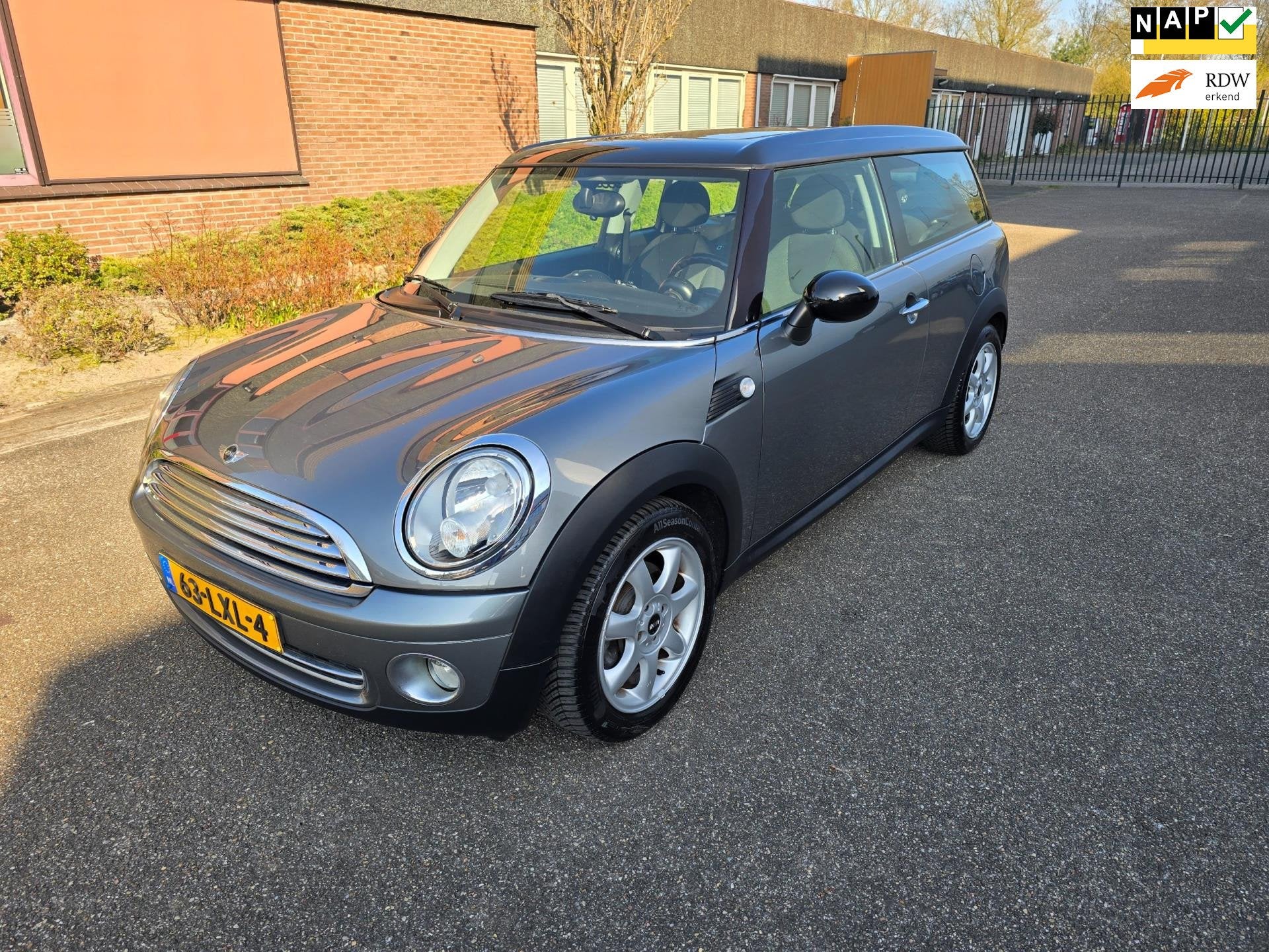 Mini Mini Clubman 1.6 Cooper Business Line airco boekjes nap, Voorwielaandrijving, Euro 5, Gebruikt, 4 cilinders